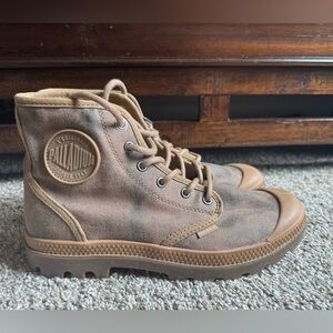 Palladium Pampa Hi Wax Boots Shoes Brown Casual Sneakers NWOB